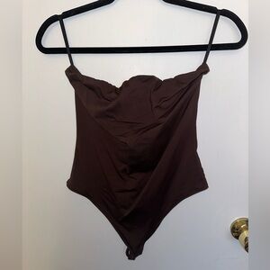 Aritzia Babaton Strapless Bodysuit